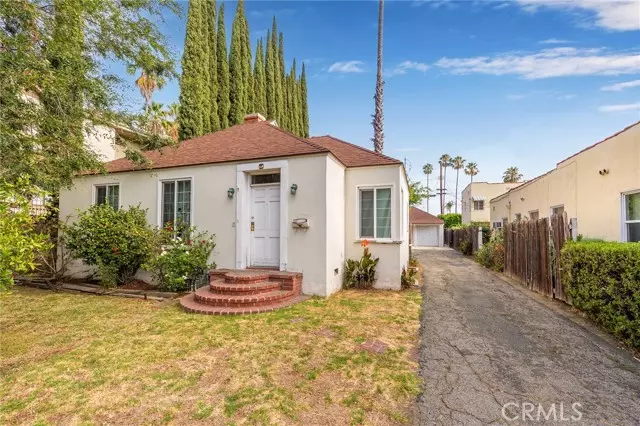 14525 Weddington Street, Sherman Oaks, CA 91411