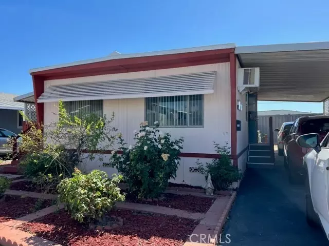 Chatsworth, CA 91311,21500 Lassen #33