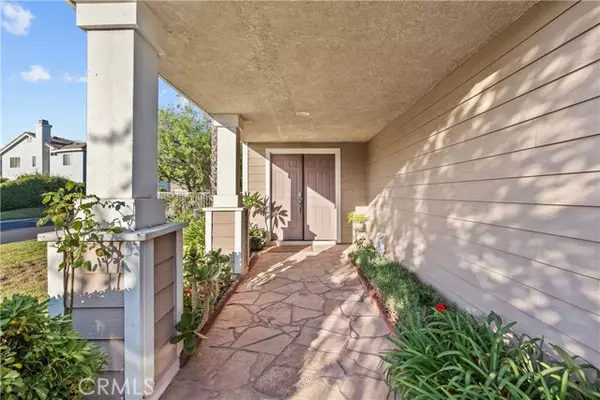 Canyon Country, CA 91351,26518 Goldfinch Place