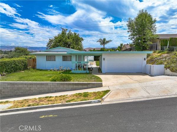 Simi Valley, CA 93065,868 Moffatt Circle