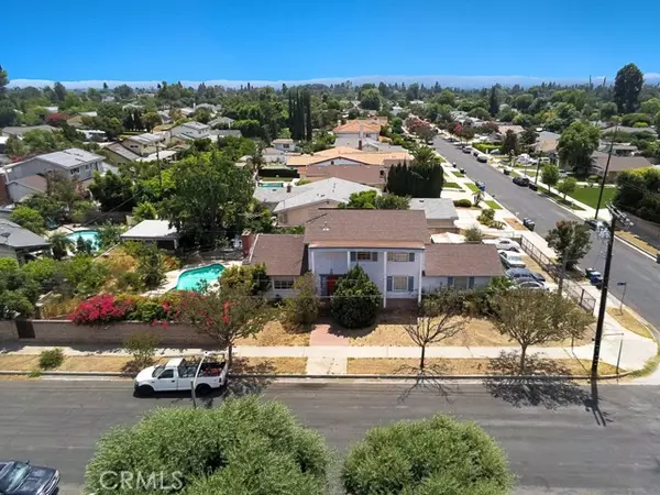 10228 Amestoy Avenue, Northridge, CA 91325