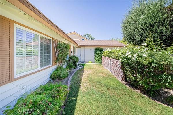 Canyon Country, CA 91387,29043 Lotusgarden Drive