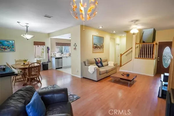 North Hills, CA 91343,9300 Burnet Avenue #122