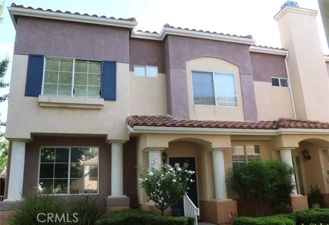 Canyon Country, CA 91387,27012 Karns Court #61102