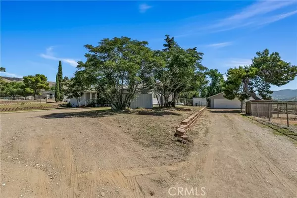 Agua Dulce, CA 91390,35508 Wyse Road