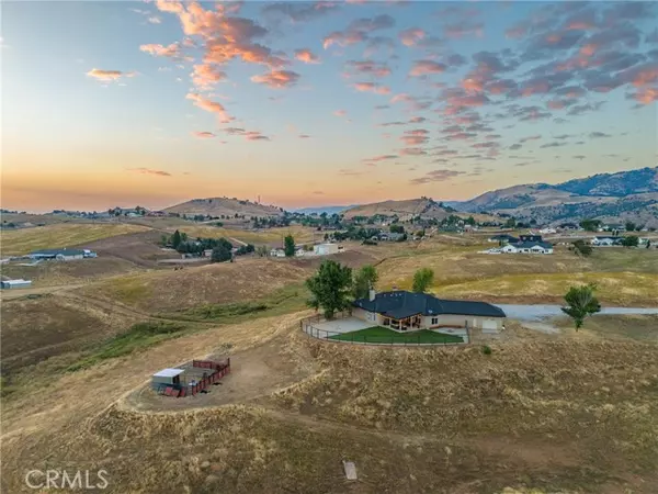 20150 Oak Knoll Drive, Tehachapi, CA 93561