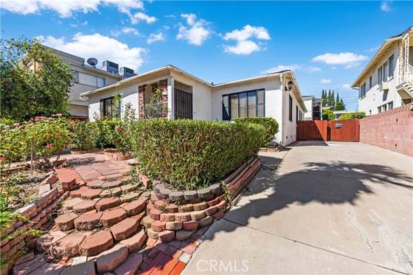 4423 Cartwright Avenue, North Hollywood, CA 91602