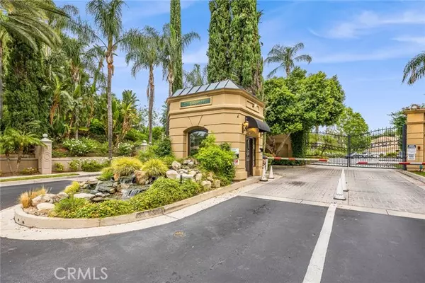 Calabasas, CA 91302,23263 Park Corniche