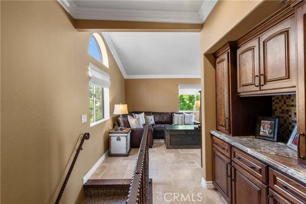 18720 Vista Del Canon #E, Newhall, CA 91321