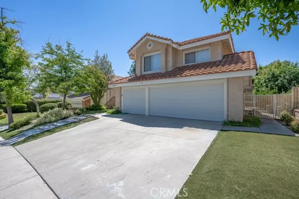 Saugus, CA 91350,22016 Grovepark Drive