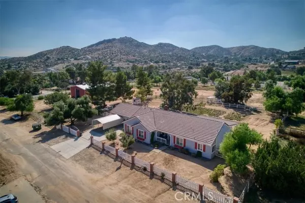 33425 Overland, Agua Dulce, CA 91390