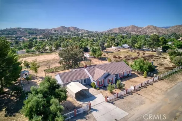 Agua Dulce, CA 91390,33425 Overland