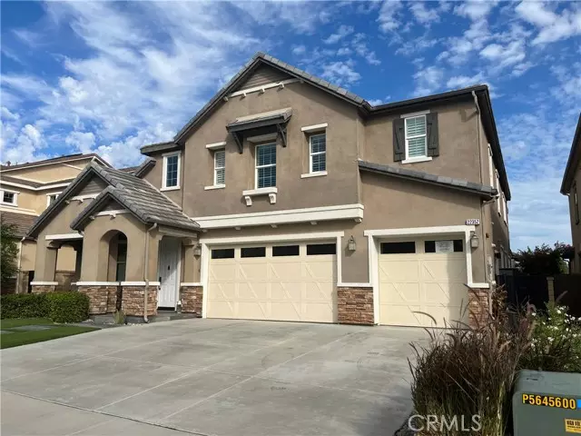 Saugus, CA 91350,22352 Windriver Court