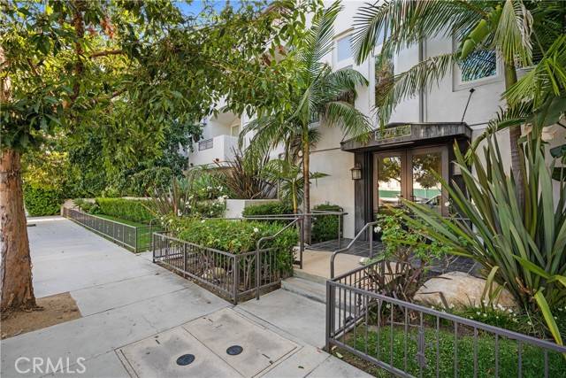 4541 Colfax Avenue #106, Studio City, CA 91602