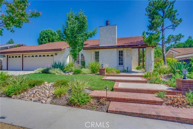 10916 Sunnybrae Avenue, Chatsworth, CA 91311