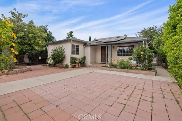 6227 Columbus Avenue, Van Nuys, CA 91411