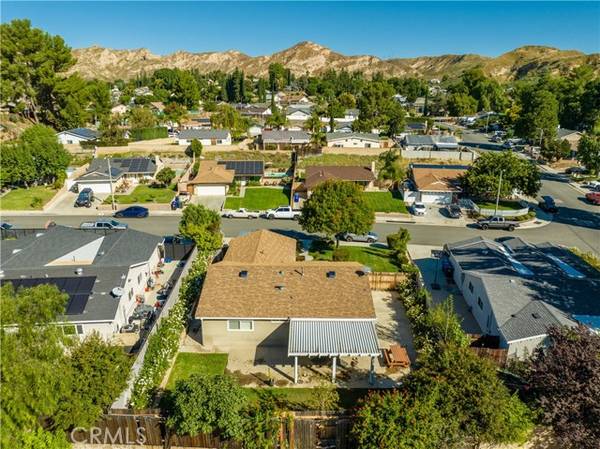 Canyon Country, CA 91387,14610 Dahlia Ridge Drive