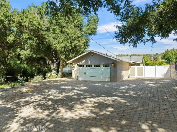 24144 Cross Street, Newhall, CA 91321