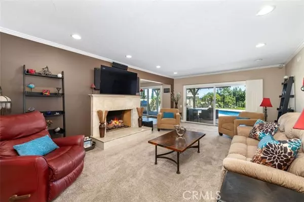 West Hills, CA 91304,8426 Pinelake Drive