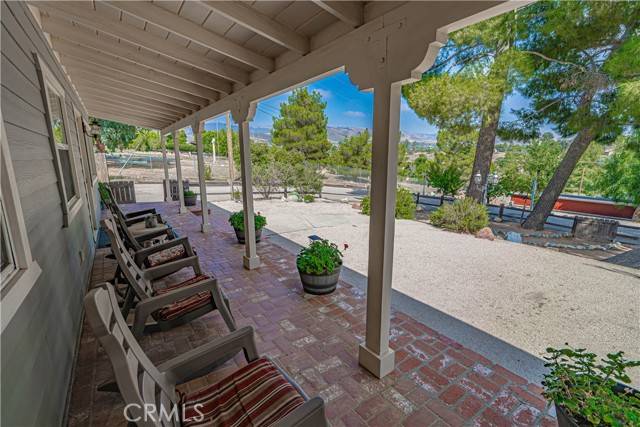 34323 Agua Dulce Canyon Road, Agua Dulce, CA 91390