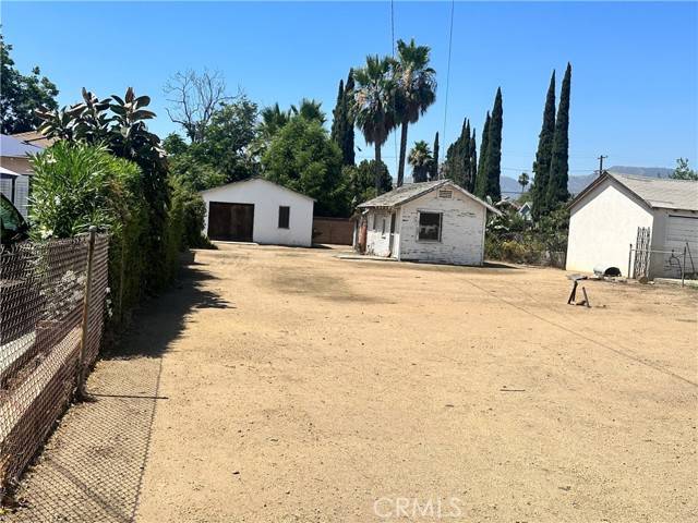 14075 Chamberlain Street, San Fernando, CA 91340