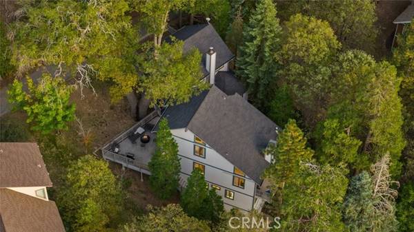 143 Cumberland Drive, Lake Arrowhead, CA 92352