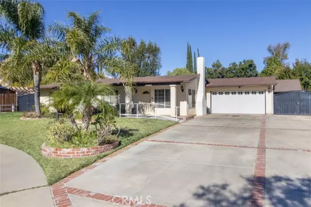 22333 Itasca Street, Chatsworth, CA 91311