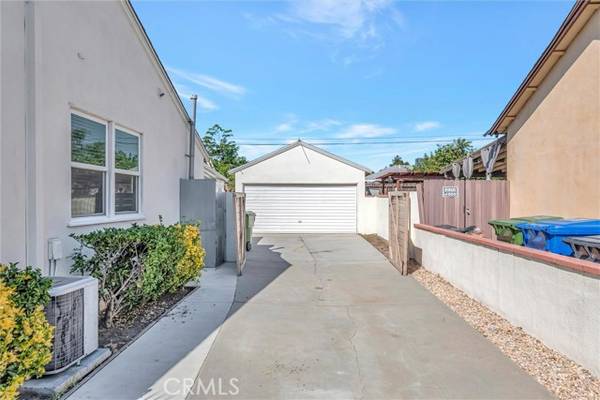 Arleta, CA 91331,13085 Bracken Street