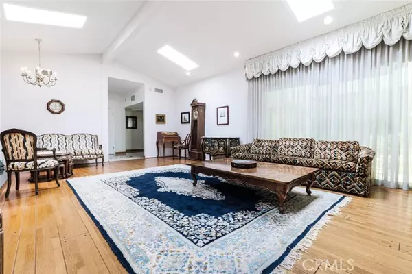 Studio City, CA 91604,12000 Briarvale Lane