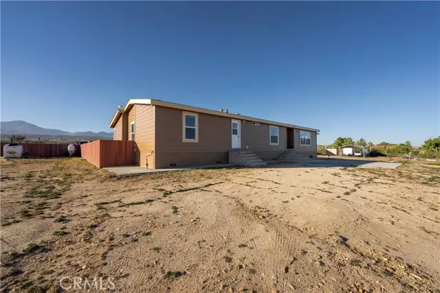 Llano, CA 93544,16850 E Avenue W8