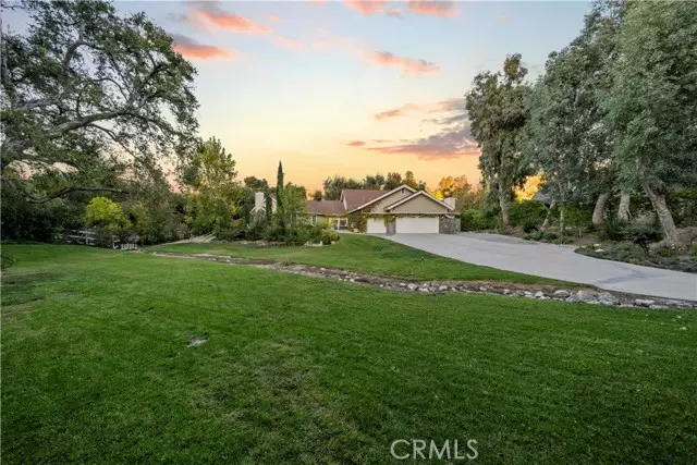 Canyon Country, CA 91387,15533 Saddleback Road