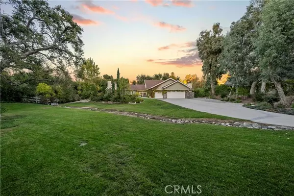 15533 Saddleback Road, Canyon Country, CA 91387