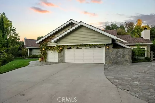 Canyon Country, CA 91387,15533 Saddleback Road