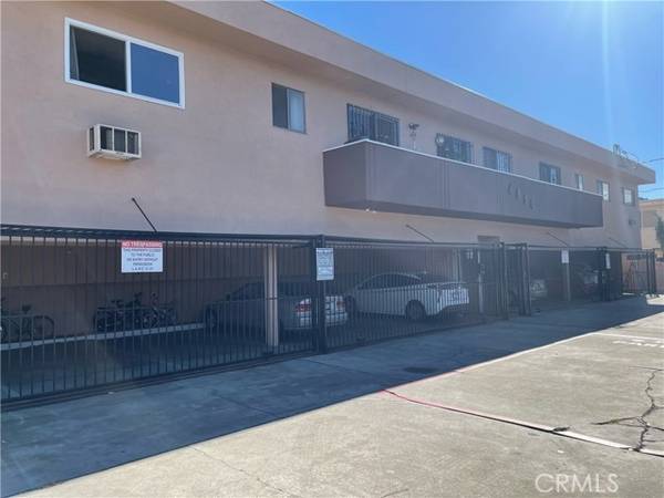 6850 Morella Avenue #8, North Hollywood, CA 91605