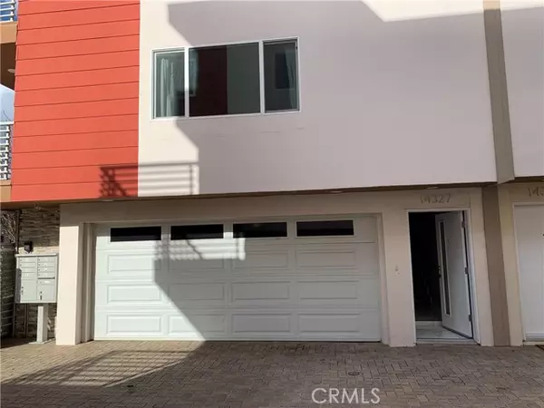 Van Nuys, CA 91405,14327 Irma Way