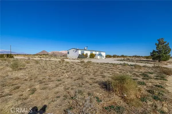 8311 Mojave Tropico Road, Mojave, CA 93501