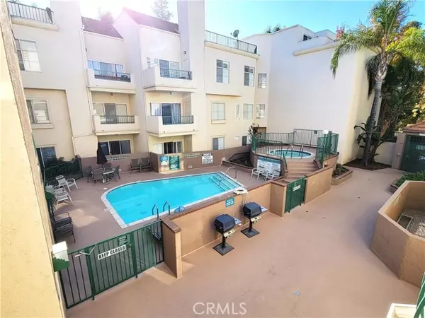 Sherman Oaks, CA 91401,5420 Sylmar Avenue #213