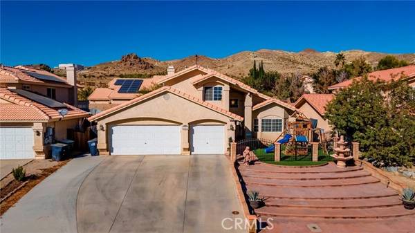 2857 Owens Way, Rosamond, CA 93560