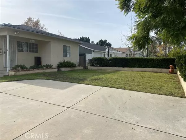 Granada Hills, CA 91344,17208 Kingsbury Street