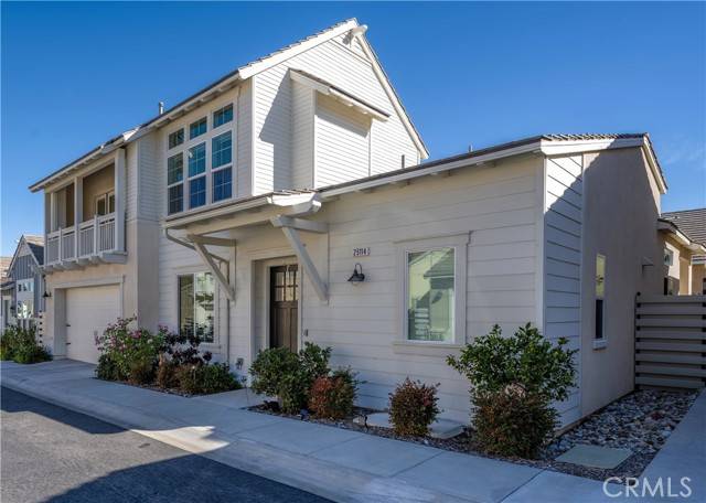 25114 Orange Lane, Canyon Country, CA 91387