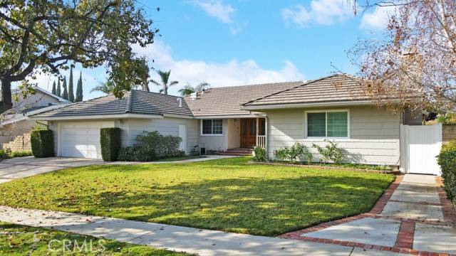 10829 Sunnybrae Avenue, Chatsworth, CA 91311