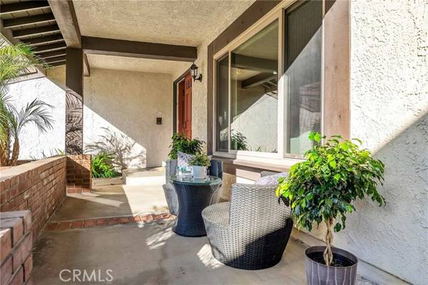 6900 Sunset Ridge Court, West Hills, CA 91307