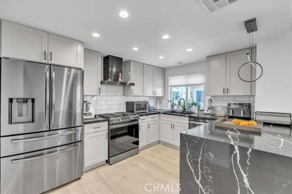 22525 Sherman Way #702, West Hills, CA 91307