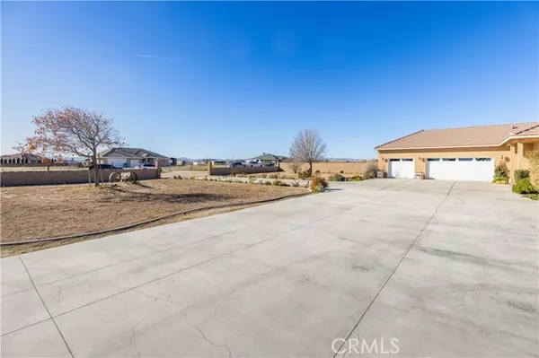 Rosamond, CA 93560,6755 Dogwood Avenue