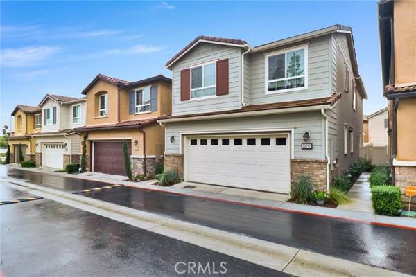 23212 W Canterbury Way, West Hills, CA 91307