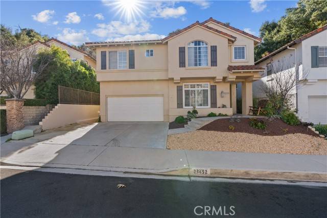 23652 White Oak Court, Newhall, CA 91321