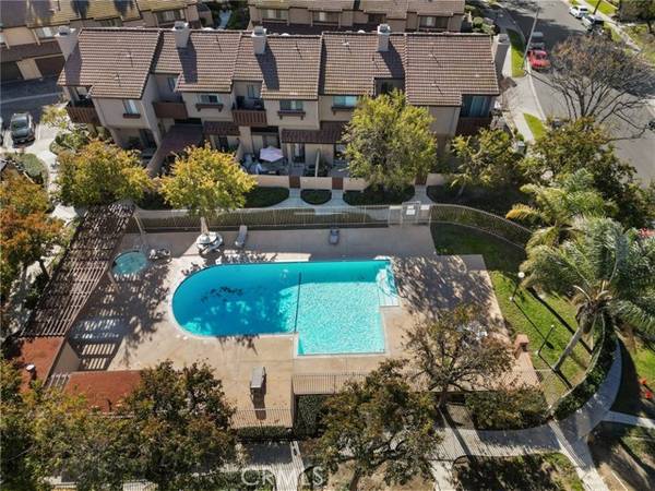 Simi Valley, CA 93065,2440 Chandler Avenue #2