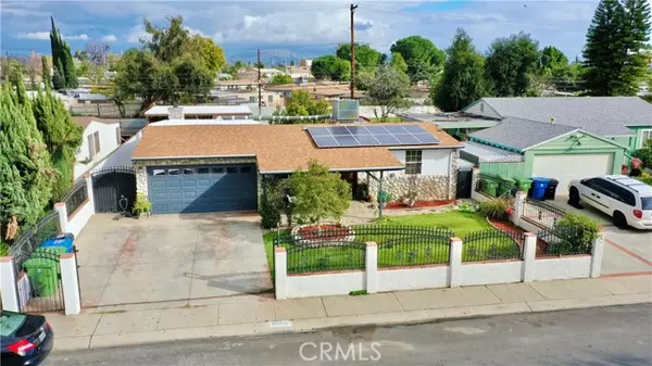 Panorama City, CA 91402,8432 Minuet Place