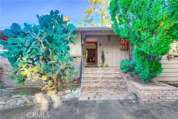 7951 Glenties Lane, Sunland, CA 91040