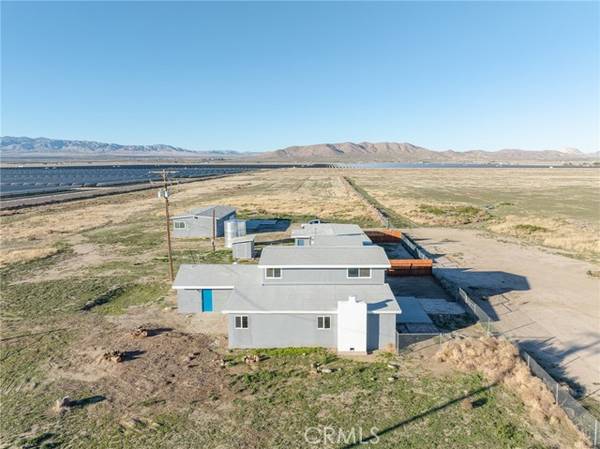 8443 Gaskell Road, Rosamond, CA 93560